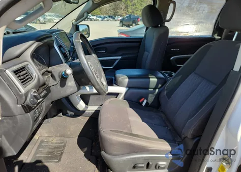 2021 Nissan Titan Sv 4Wd 5.6L V8 Crew Cab из США, поврежденный, VIN 1N6AA1ED2MN504235